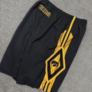 Iowa Hawkeyes Nike Dri Fit Shorts Men's Medium Black‎ Gold Spell Out Athletic